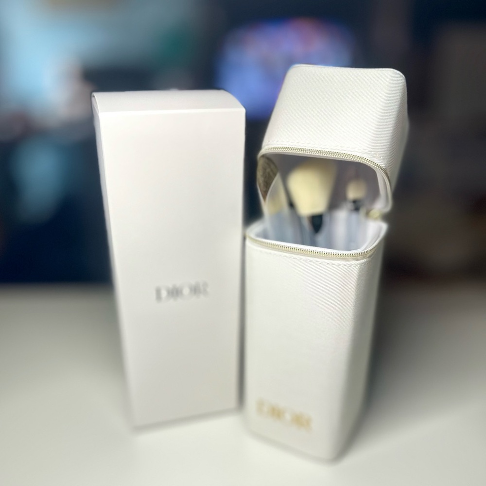 Dior Limited Edition 3 Piece Black and White Makeup Brush Set with Case NWB  GWP - Picture 13 of 15